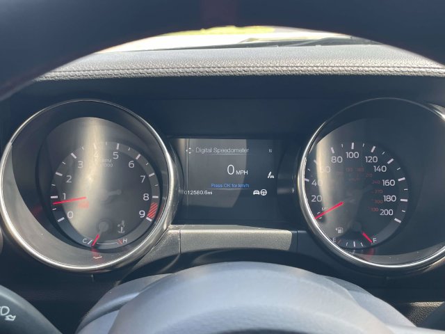 Used 2018 Ford Mustang Shelby GT350R w/ GT350R Equipment Group 920A RWD image 66