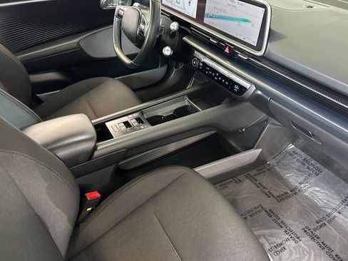 Used 2024 Hyundai Ioniq 6 SE AWD/4WD image 17