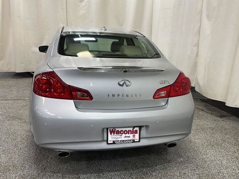 Used 2013 INFINITI G37 x Sedan w/ Premium Pkg AWD/4WD image 4