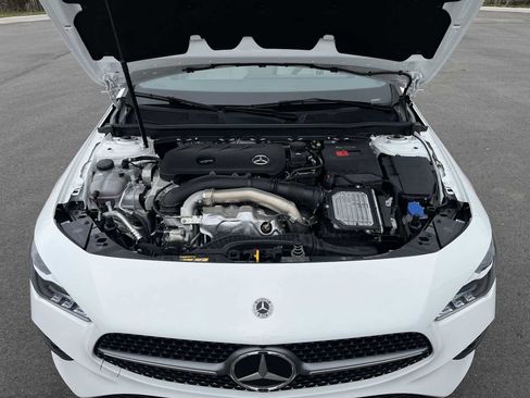 Used 2025 Mercedes-Benz CLA 250 4MATIC image 24