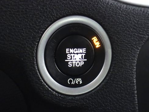 Used 2019 Dodge Charger R/T w/ Blacktop Package RWD image 22