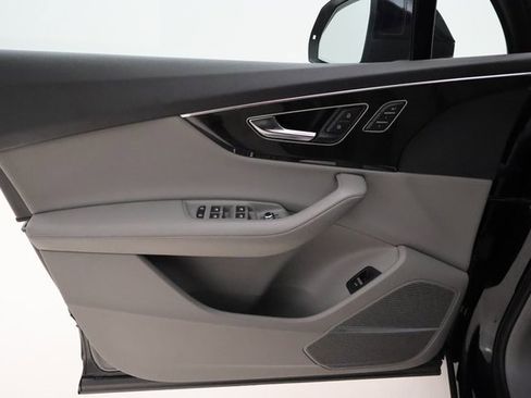 Used 2023 Audi Q7 3.0T Premium Plus image 7