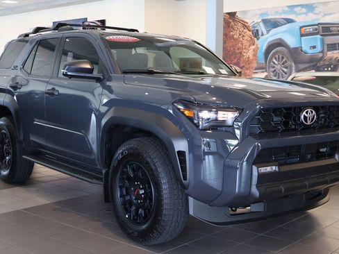 Used 2026 Toyota 4Runner TRD Off-Road Premium AWD/4WD image 3