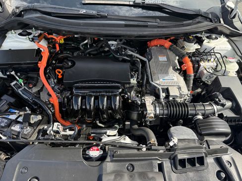 Certified 2018 Honda Clarity Plug-In Hybrid image 20