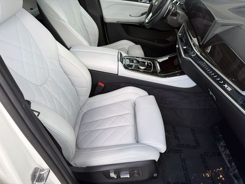 Used 2024 BMW X5 sDrive40i w/ Premium Package RWD image 26