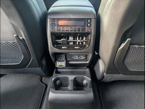 New 2025 Jeep Grand Cherokee L Limited w/ Luxury Tech Group II image 16