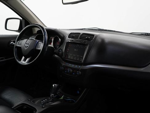 Used 2019 Dodge Journey Crossroad image 11