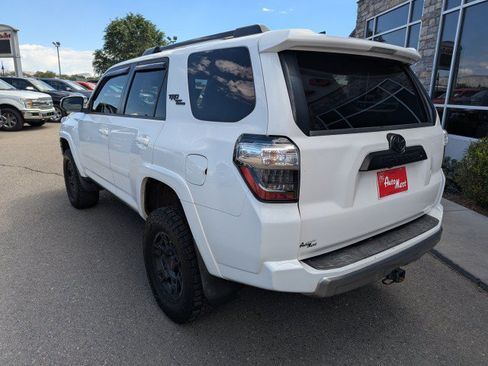 Used 2019 Toyota 4Runner TRD Off-Road Premium AWD/4WD image 3