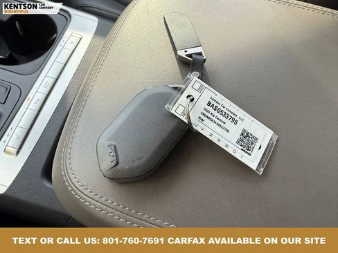 Used 2025 Kia Carnival image 39