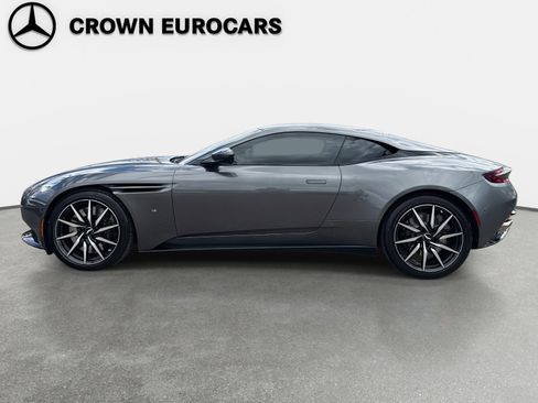 Used 2017 Aston Martin DB11 V12 image 3
