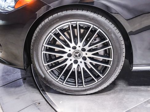 Used 2022 Mercedes-Benz C 300 Sedan image 10