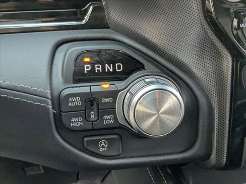 Used 2025 RAM 1500 Limited image 13