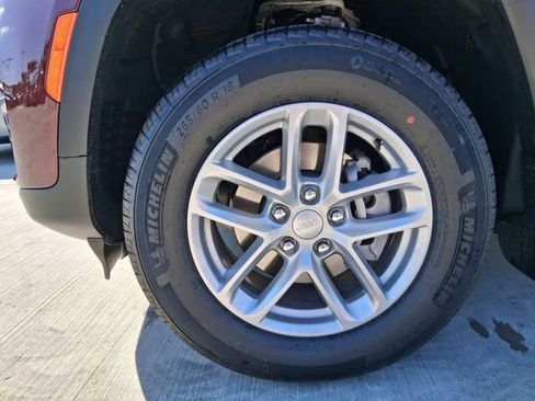 New 2026 Jeep Grand Cherokee Laredo X RWD image 12