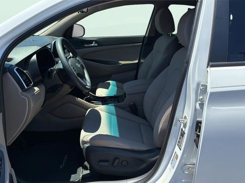 Used 2021 Hyundai Tucson Value FWD image 13