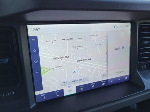 Used 2024 Ford Bronco Wildtrak image 35