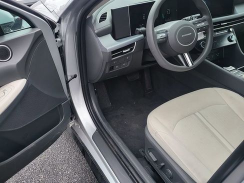 Used 2025 Hyundai Sonata SEL FWD image 3