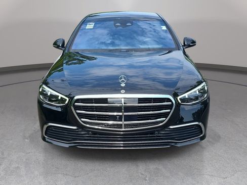 Certified 2025 Mercedes-Benz S 580e 4MATIC Sedan image 2