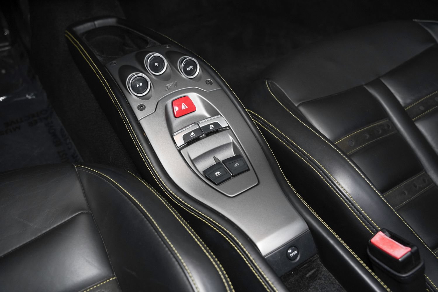 Used 2013 Ferrari 458 Spider RWD image 42