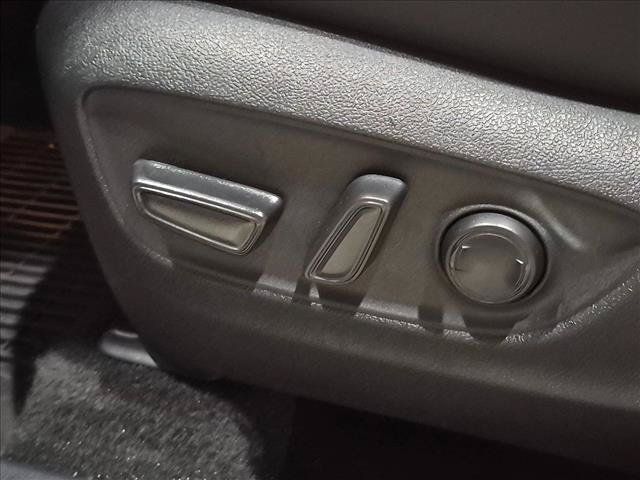 Used 2026 Toyota Highlander XLE AWD/4WD image 14