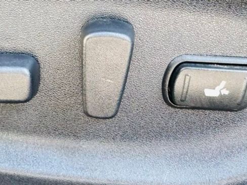 Used 2018 INFINITI Q50 Luxe w/ Essential Package (3.0T Luxe) image 10