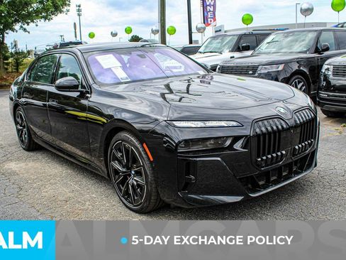 Used 2023 BMW 740i w/ Executive Package RWD image 4