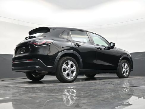 Used 2023 Honda HR-V LX image 24