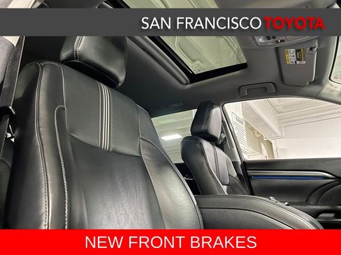Used 2018 Toyota Highlander SE image 22