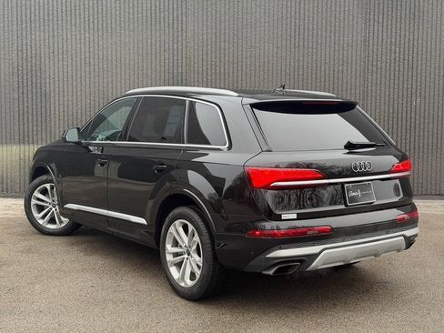 Used 2025 Audi Q7 3.0T Premium Plus image 4