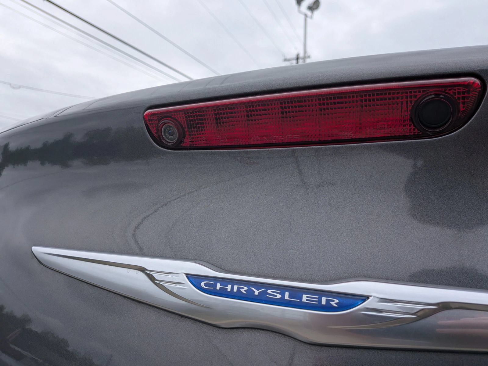 Used 2019 Chrysler 300 Limited RWD image 13