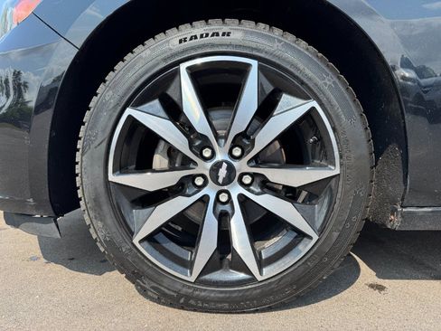 Used 2016 Chevrolet Malibu LT w/ Leather Package FWD image 13