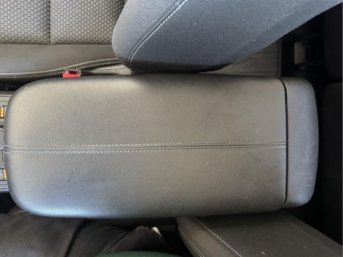 Used 2022 GMC Terrain SLE w/ Driver Convenience Package AWD/4WD image 26