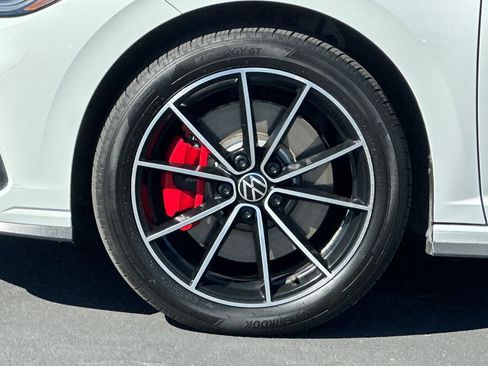 Used 2025 Volkswagen Jetta GLI Autobahn image 24