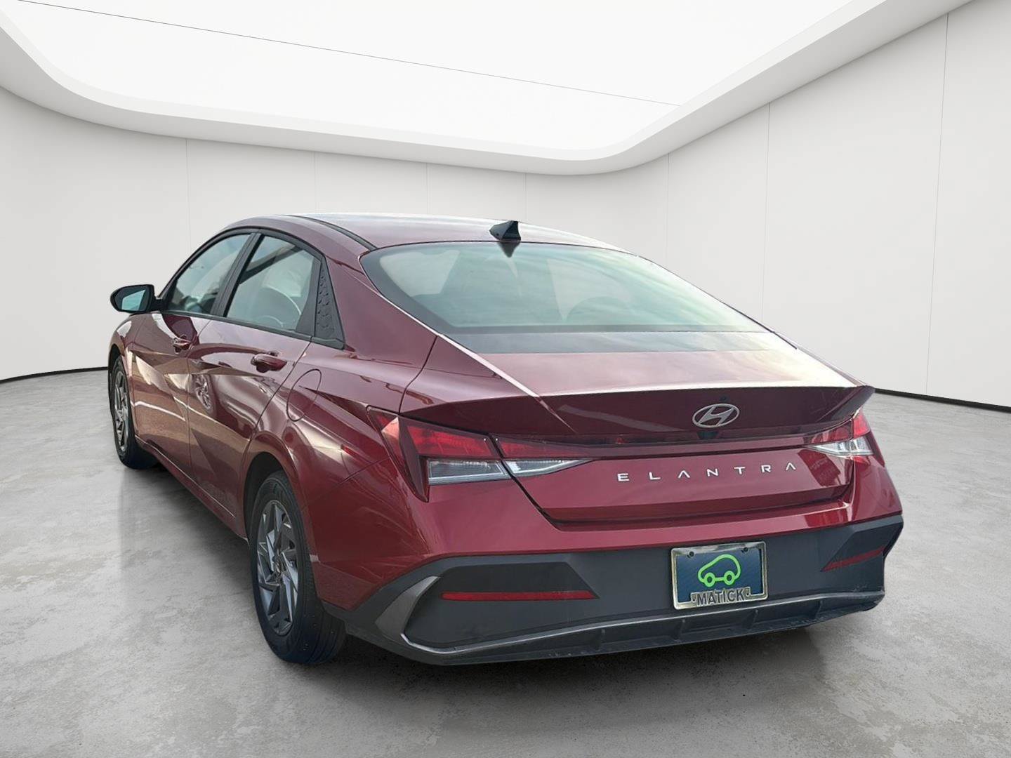 Used 2024 Hyundai Elantra SEL FWD image 6