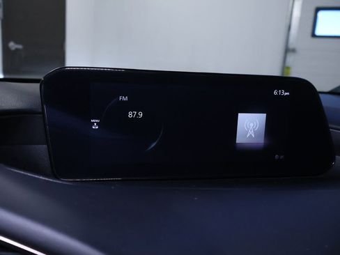 Used 2023 MAZDA MAZDA3 s image 27