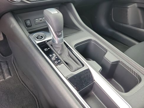 Used 2025 Nissan Sentra SV image 11