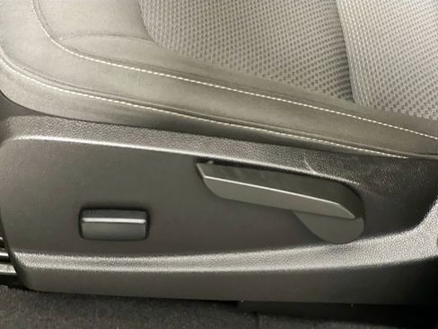 Used 2019 Chevrolet Colorado LT w/ LT Convenience Package image 13