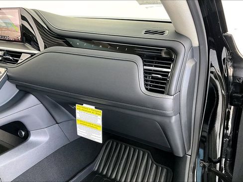New 2026 INFINITI QX80 Pure RWD image 11
