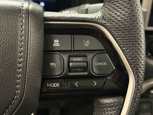 Used 2024 Toyota Tundra Limited AWD/4WD image 24