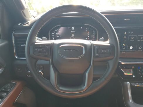 Used 2023 GMC Sierra 1500 Denali Ultimate AWD/4WD image 32