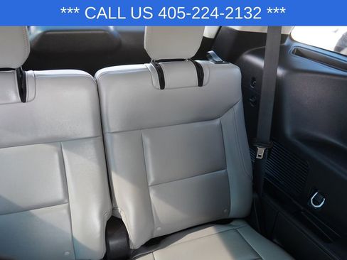 Used 2025 Ford Explorer Active w/ Active Comfort Package RWD image 26