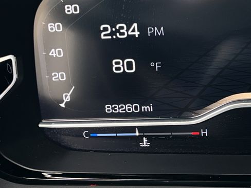 Used 2023 GMC Yukon Denali RWD image 13