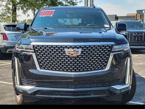 Certified 2024 Cadillac Escalade Premium Luxury AWD/4WD image 5