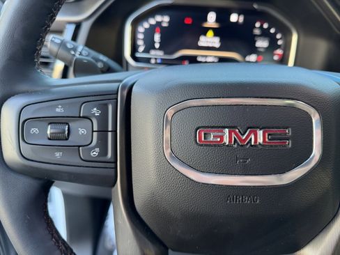 Used 2023 GMC Sierra 1500 AT4 w/ Technology Package image 19