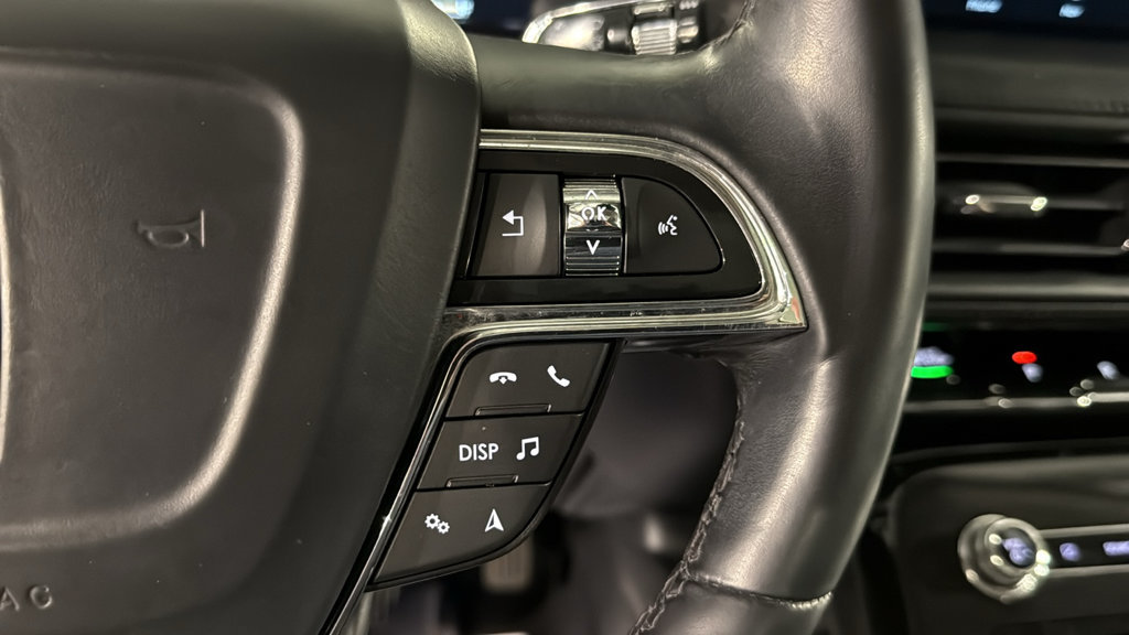Used 2023 Lincoln Nautilus Reserve AWD/4WD image 13