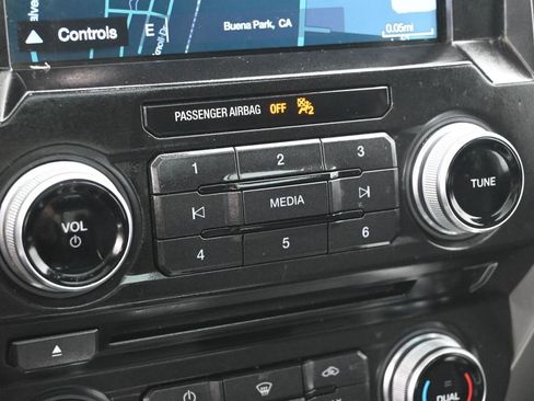 Used 2018 Ford F150 Lariat w/ Equipment Group 502A Luxury image 17