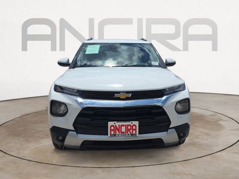 Used 2023 Chevrolet TrailBlazer LT FWD image 3