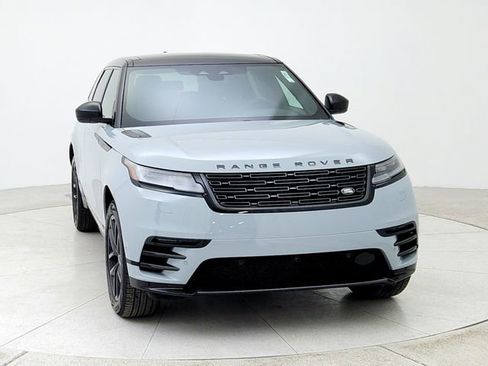 New 2026 Land Rover Range Rover Velar Dynamic SE image 2