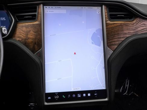 Used 2020 Tesla Model S Long Range AWD/4WD image 19