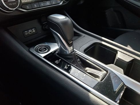 Used 2021 Nissan Sentra SV image 14