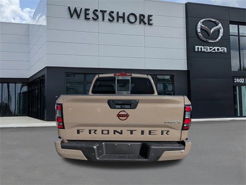 Used 2022 Nissan Frontier Pro-X w/ Technology Package image 4